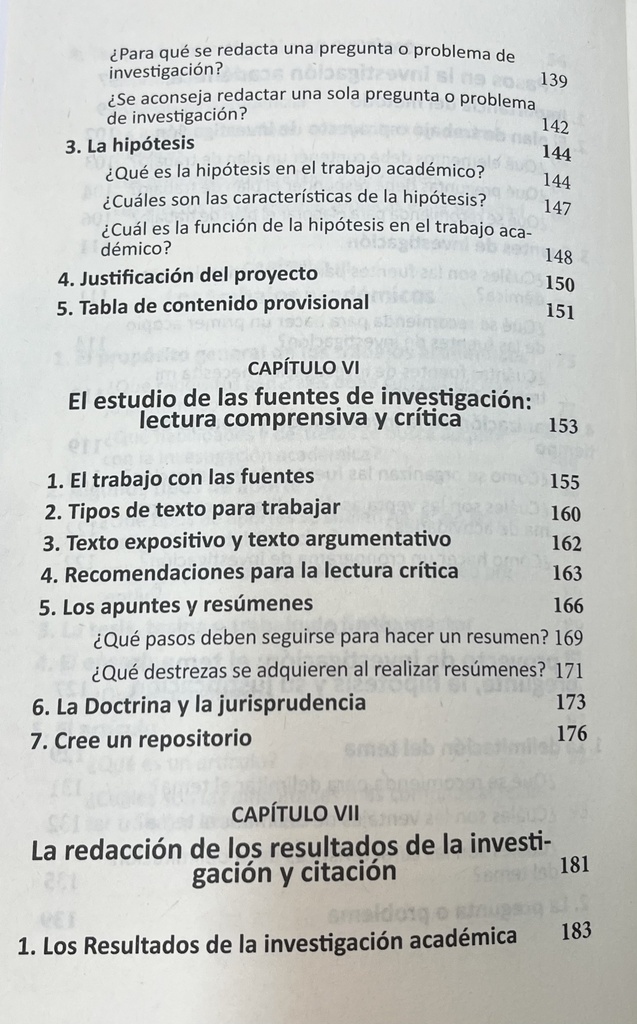 ¿Cómo se hace un tesis en Derecho?